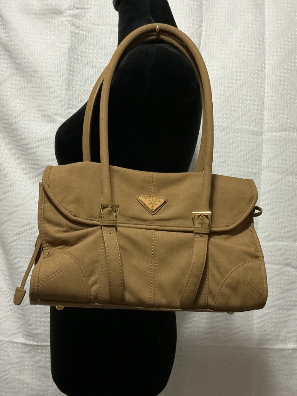 PRADA - Picture 2 of 6